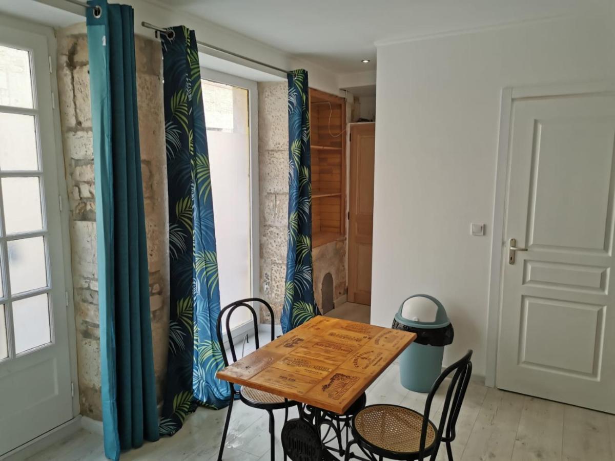 Apartament Studio Renove Centre Mansle Zewnętrze zdjęcie